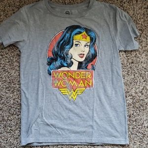 DC Comics Tops - Wonder Woman tshirt DC Comics Tops - Wonder Woman tshirt